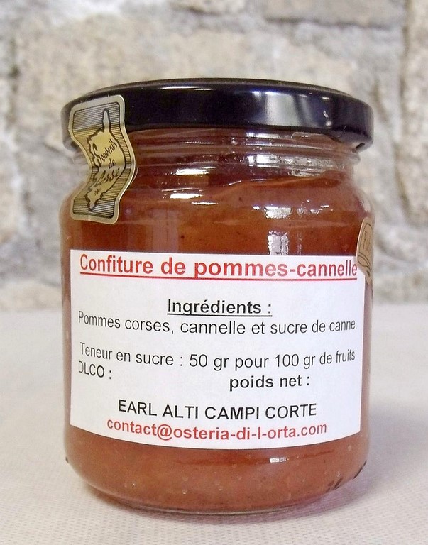 Confiture de pommes  à la cannelle